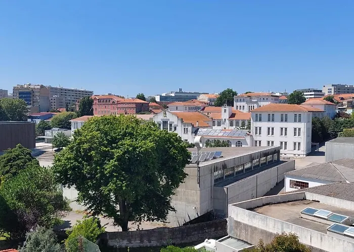 Apartment Balconies Of Cedofeita & Garage Porto