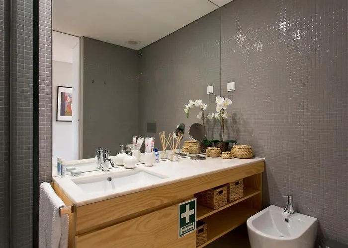 Balconies Of Cedofeita & Garage * Πόρτο